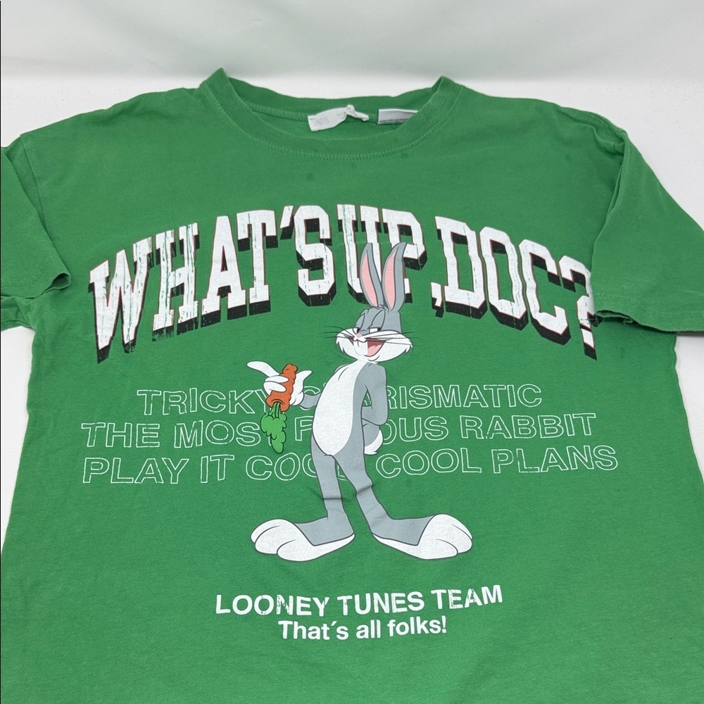 Kid’s Looney Tunes Bugs Bunny "What's Up, Doc?" Shirt Size 13-14 Graphic Tee